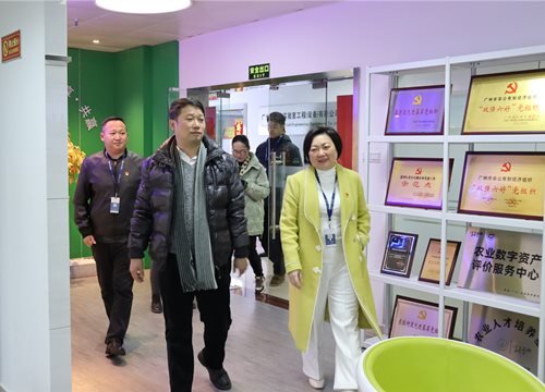东漖街路到访集团发展春节慰问活动并调研党建工作